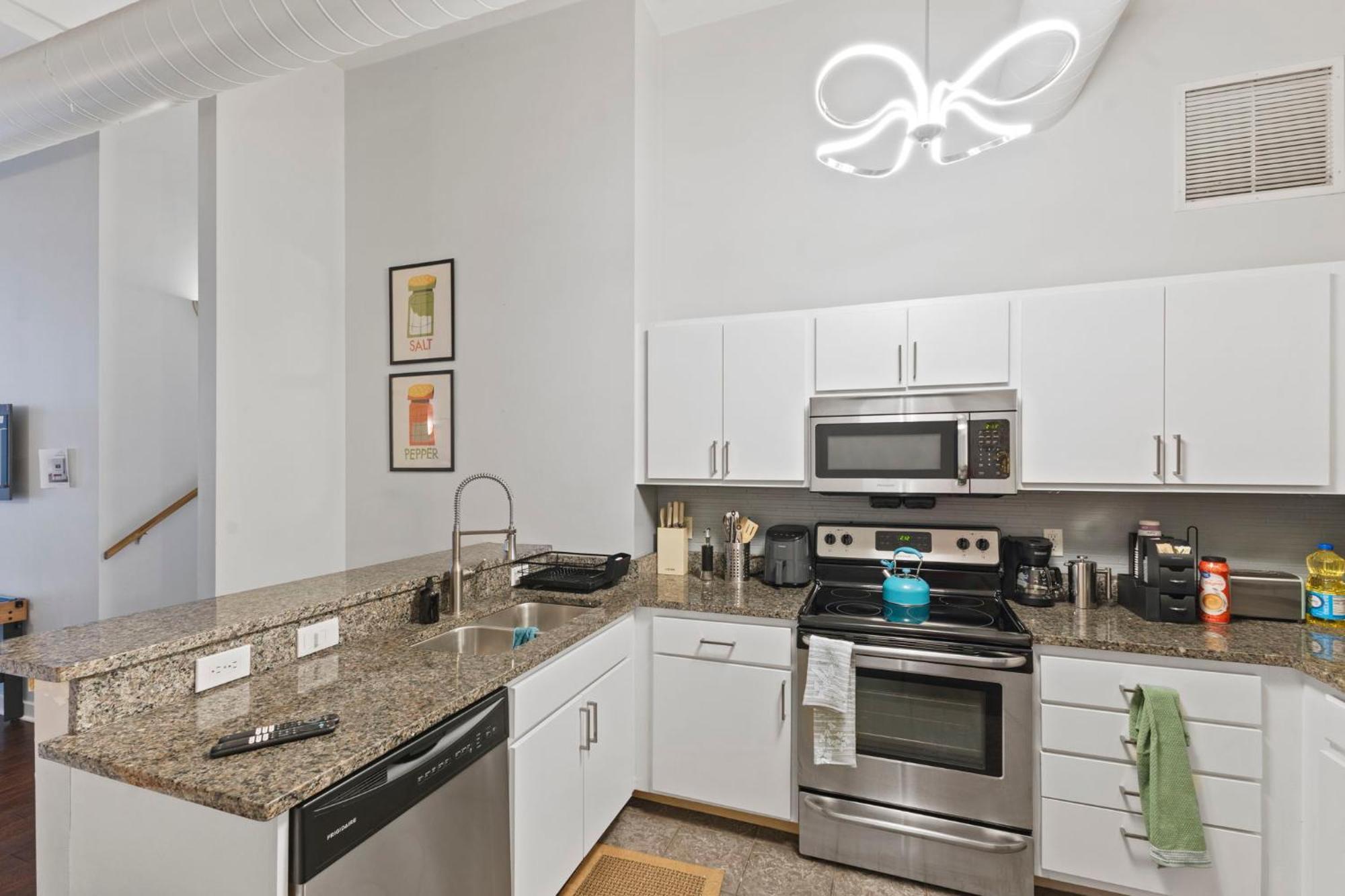 Indy City Loft - Convention Center - Sleeps 7 - Stadium Access Indianápolis Exterior foto